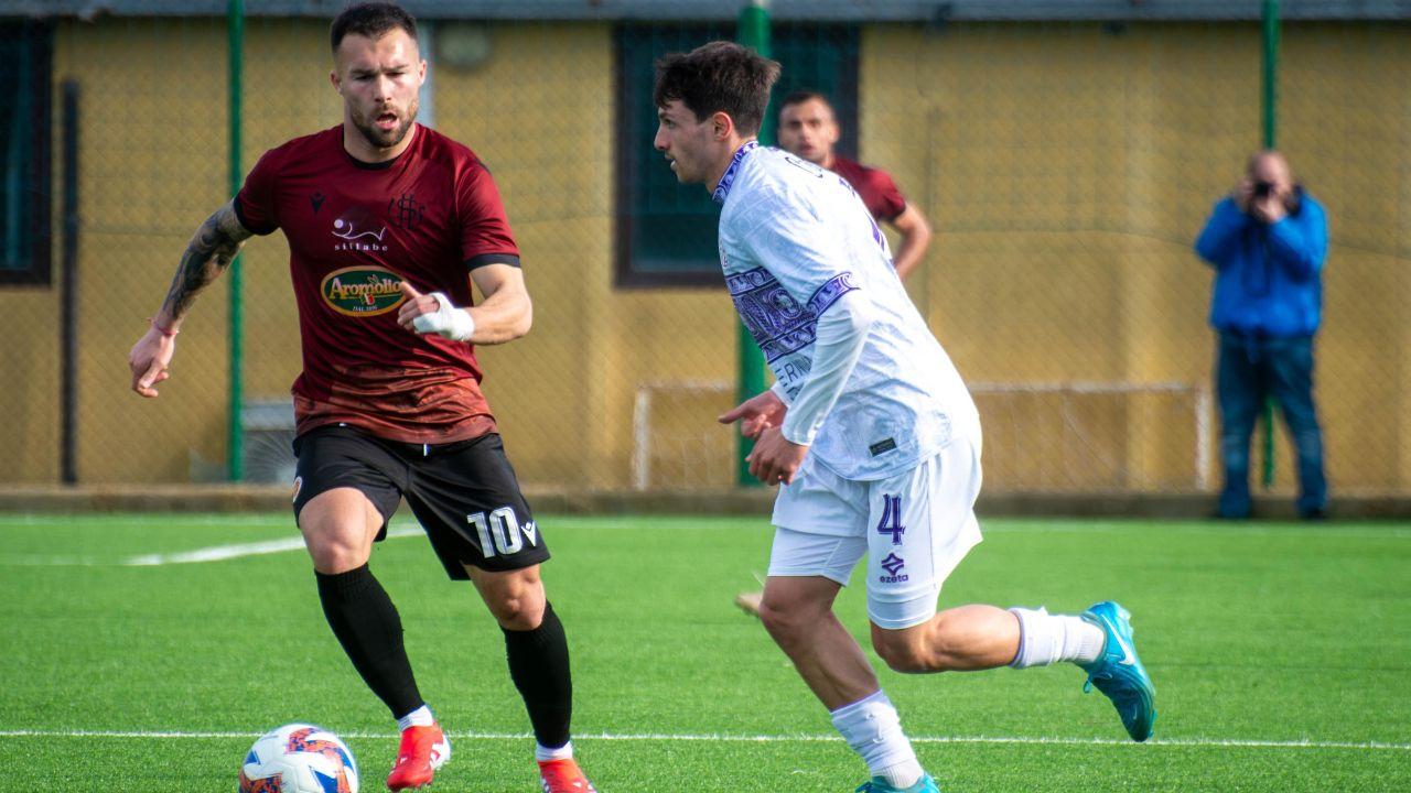 
	Un'azione degli amaranto

