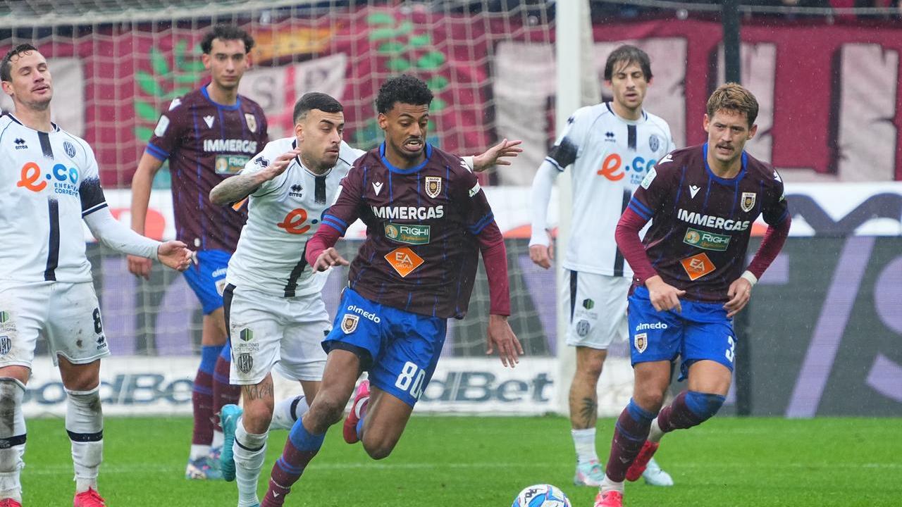Saric regala il derby al Cesena: la Reggiana va al tappeto