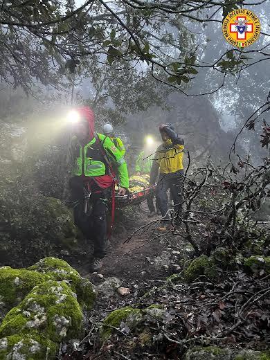 
	Una fase dei soccorsi

