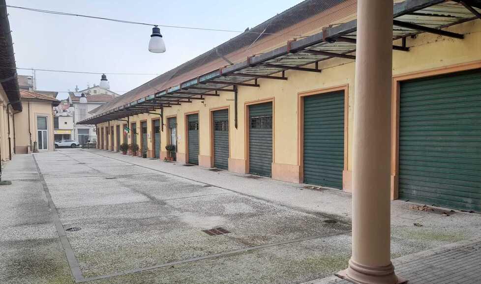 Montecatini, verso la casa delle associazioni. Nuovo bando per il mercato coperto