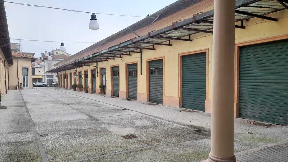 Montecatini, verso la casa delle associazioni. Nuovo bando per il mercato coperto