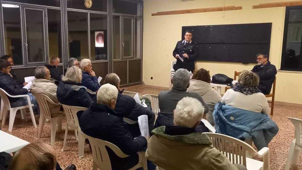 Un recente incontro organizzato dai carabinieri a Casciana Terme 