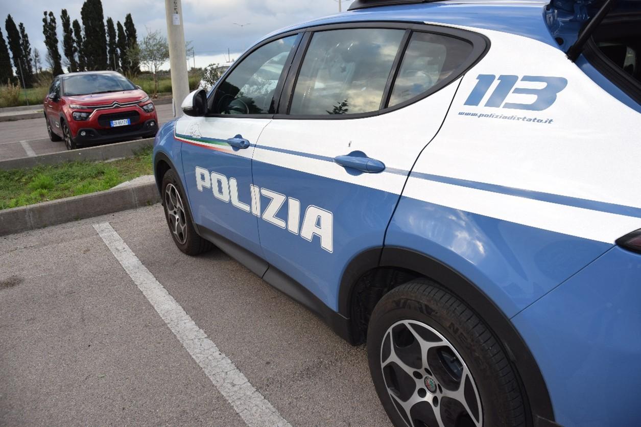 Tenta il furto ai distributori automatici, ma un altro ladro li aveva già svuotati