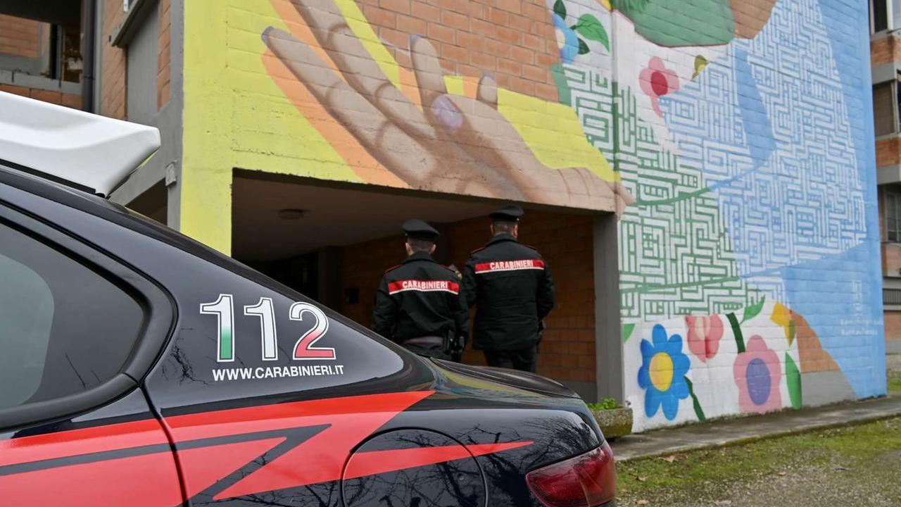 Ferrara, entra in una casa per rubare ma i carabinieri lo fermano