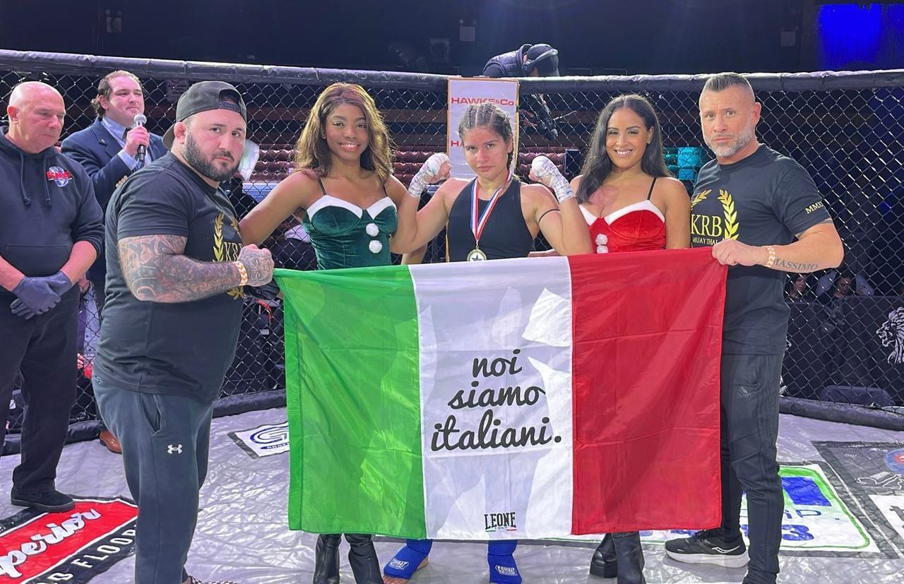 
	Emma Baschieri dopo la vittoria e, a destra, pap&agrave; Roberto

