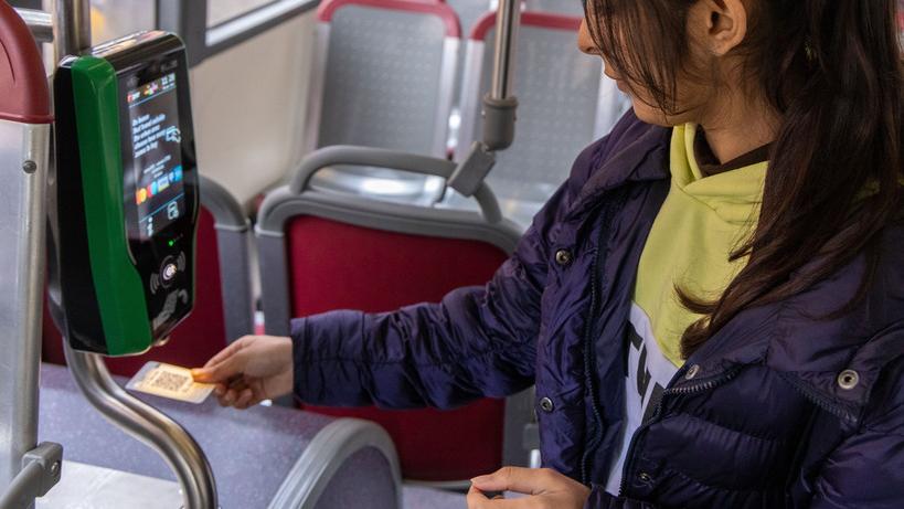 Biglietti del bus, Bologna stangata e a Ferrara aumenti rinviati<br type="_moz" />