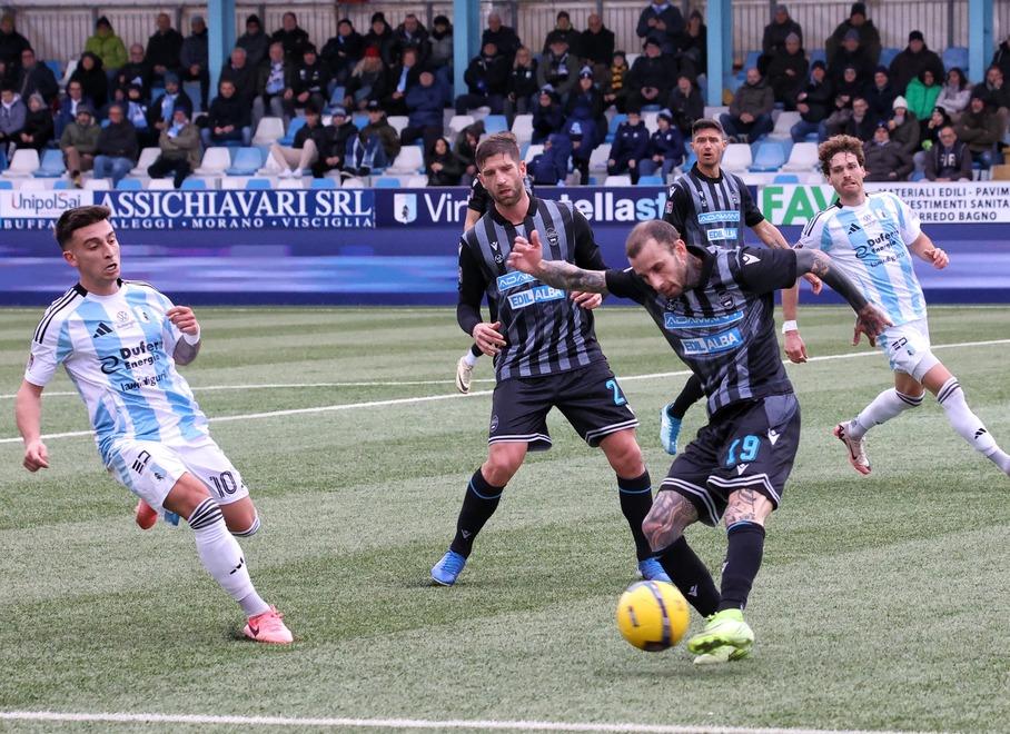 La Spal e la difesa colabrodo, il peccato capitale inizia da qui<br type="_moz" />
