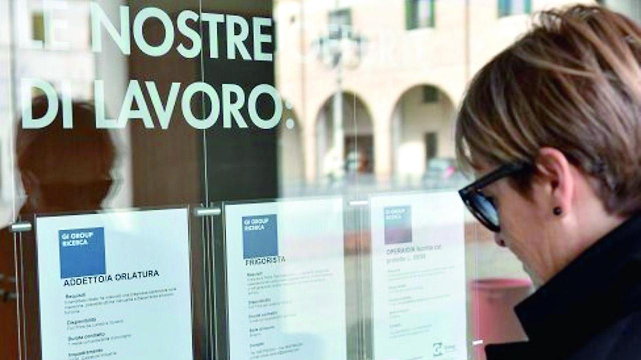 Sottopagati e precari, la disoccupazione nell’isola è una emergenza sociale