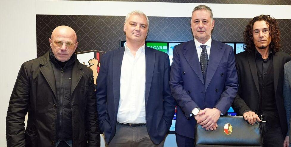 Da sinistra: Pasquale Matarese, l’avvocato Riccardo Veli, l’avvocato Giuseppe Longo e Umberto Bruno
