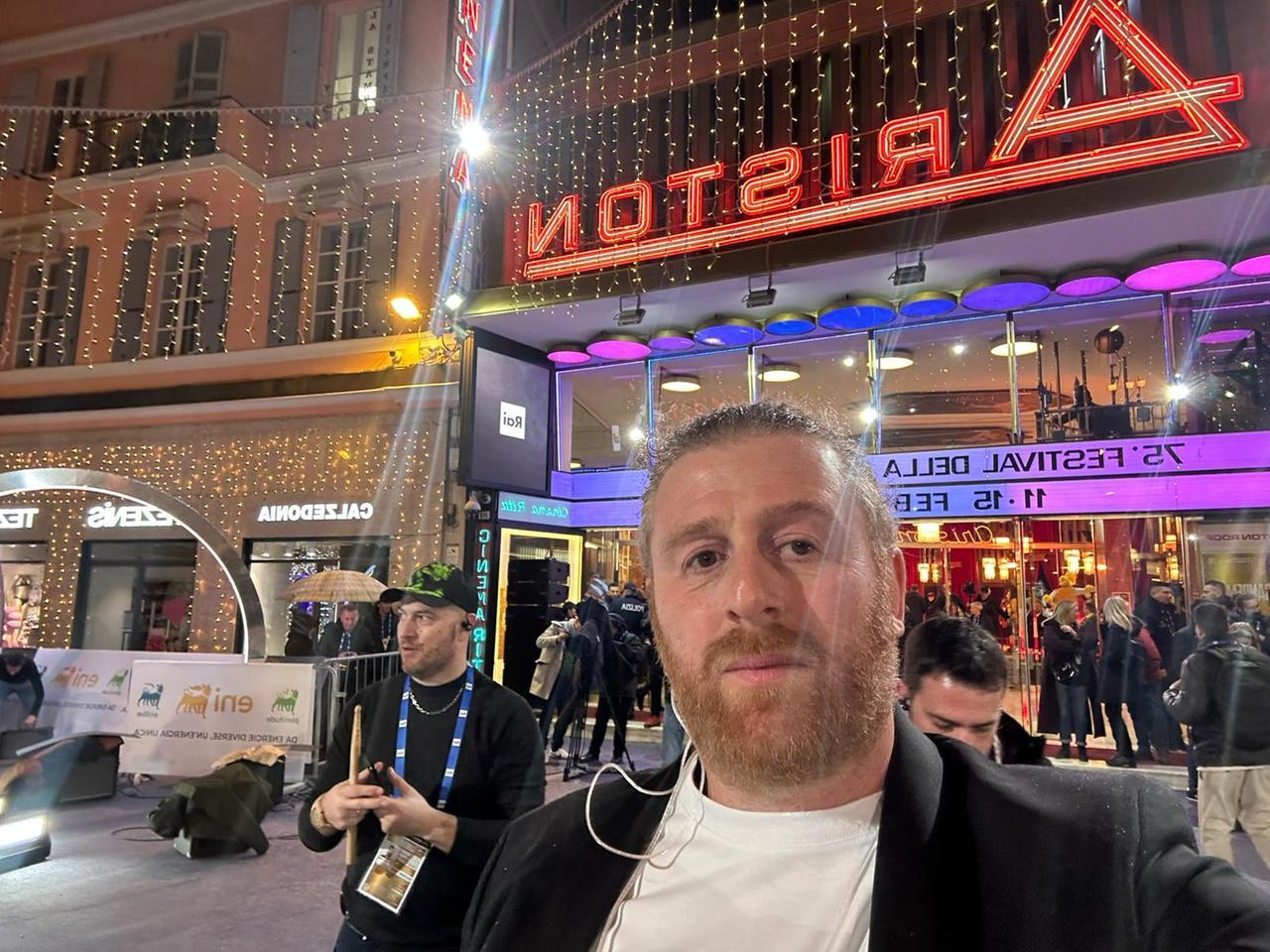 Da Scortichino a Sanremo, il batterista Magri detta il tempo a Jovanotti