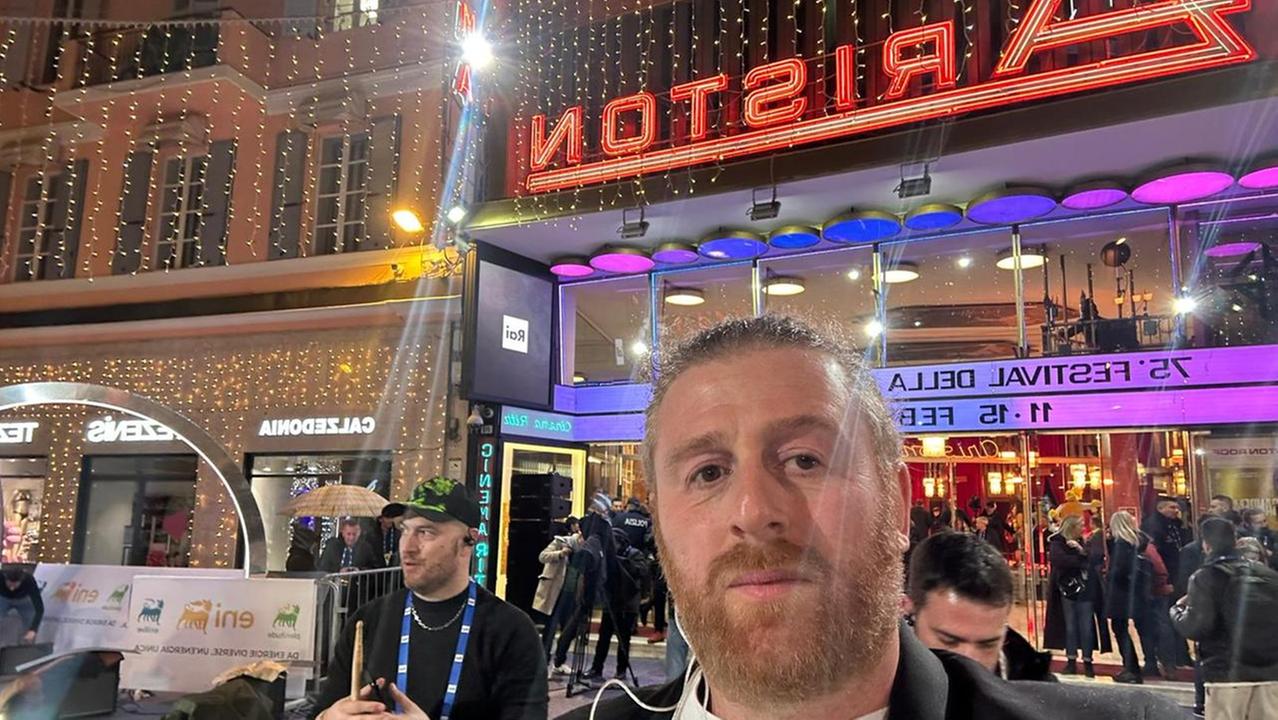 Da Scortichino a Sanremo, il batterista Magri detta il tempo a Jovanotti