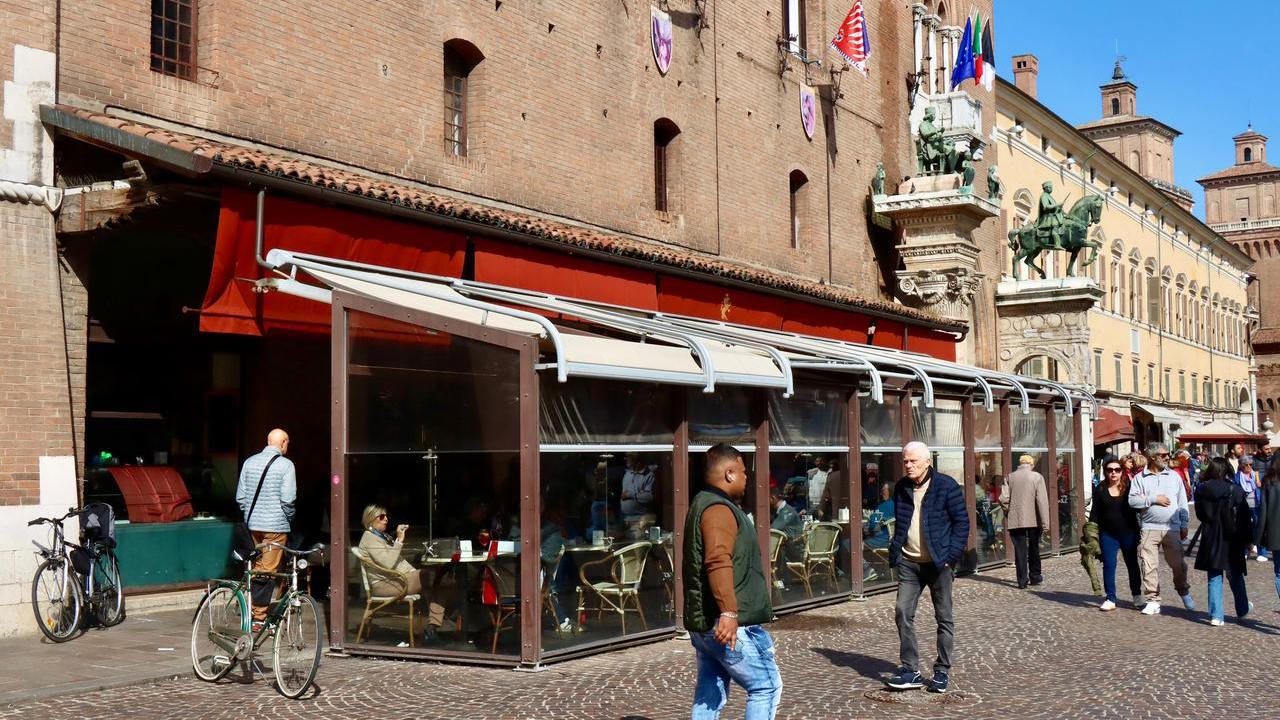 Ferrara, il bar Leon d’Oro rinnovato è pronto a riaprire