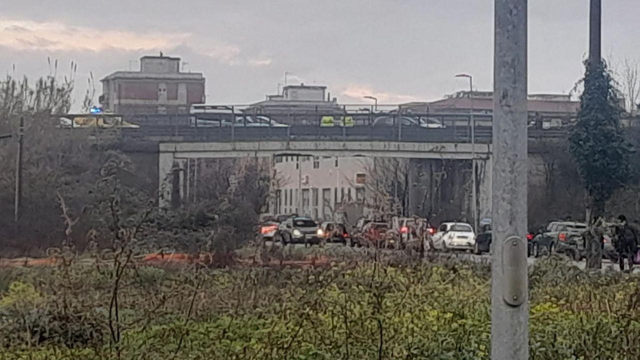 Livorno, incidente sulla Variante Aurelia: lunghe code