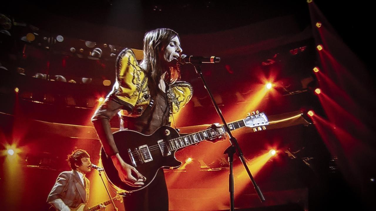 Sanremo 2025, Lucio Corsi vola nei primi 5 in classifica