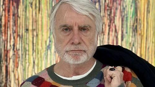 Paolo Crepet: «Violenza giovanile: servono regole. Stop ai social e al cellulare fino a 16 anni»