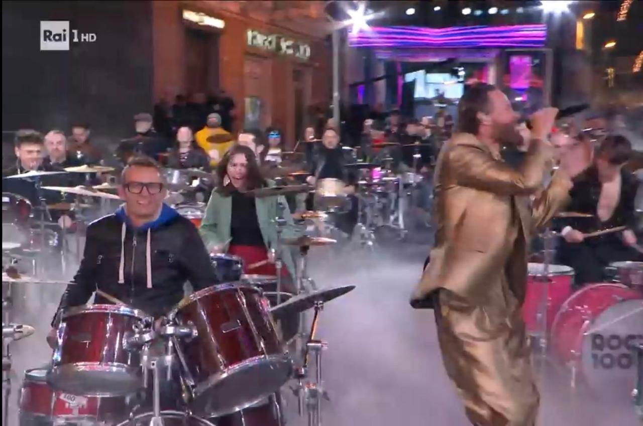 Con Jovanotti a Sanremo anche il batterista correggese Lele Borghi