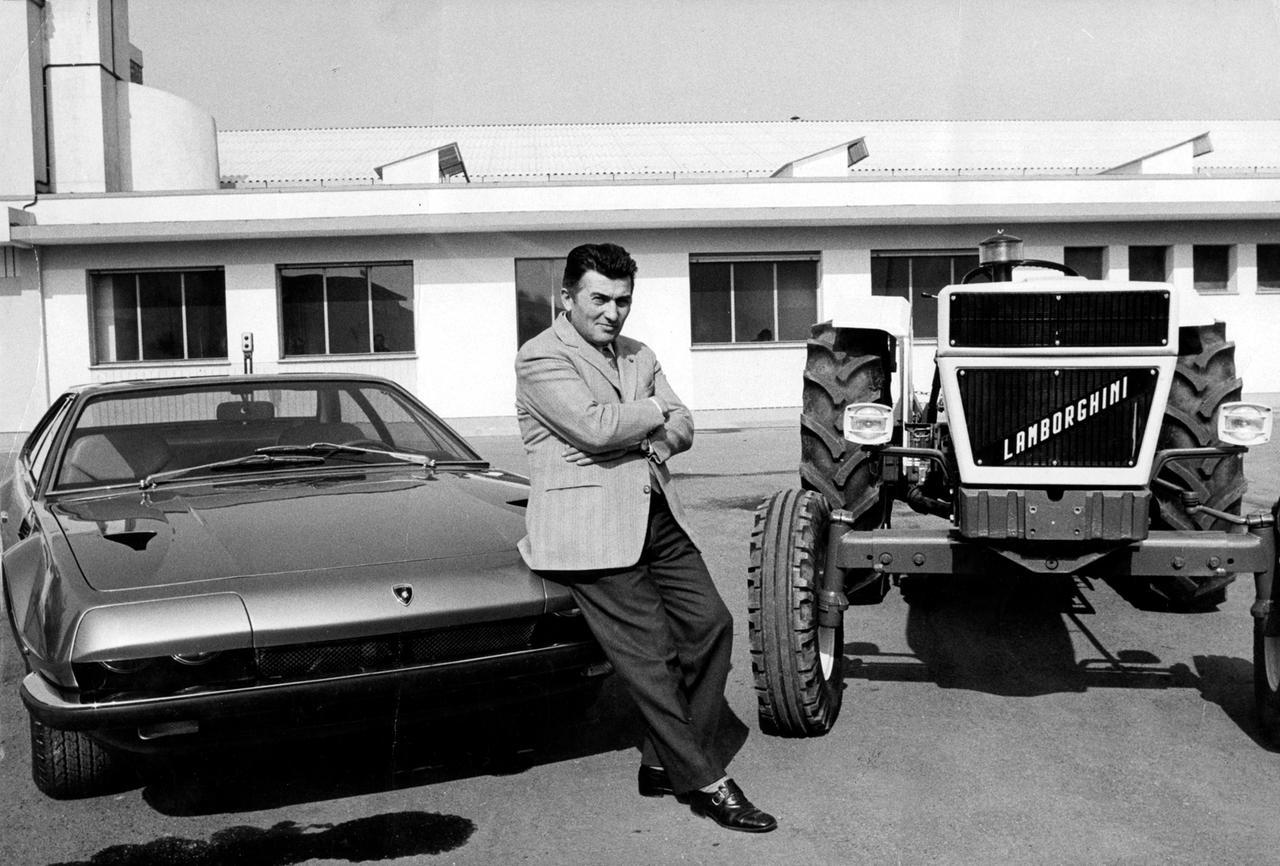 ferruccio lamborghini  foto storiche
renazzo, ferruccio lamborghini