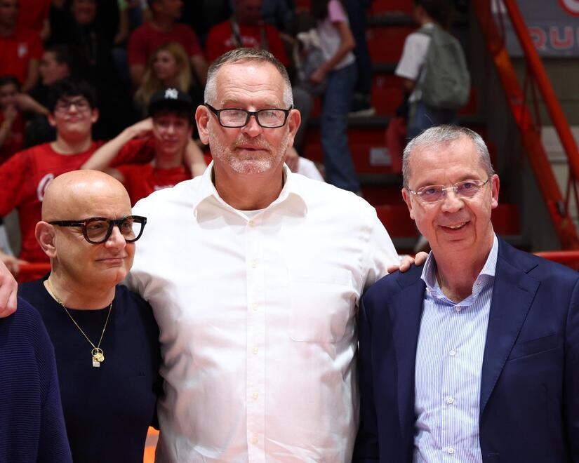 
	Da sinistra Ettore Saracca, Ron Rowan e il vice presidente Massimo Capecchi (foto Nucci)

