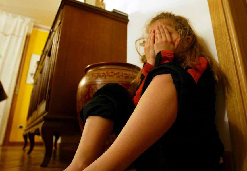 
	Coppia di genitori in manette

