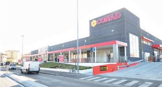 
	Il Conad della Madonnina in via Emilia Ovest

