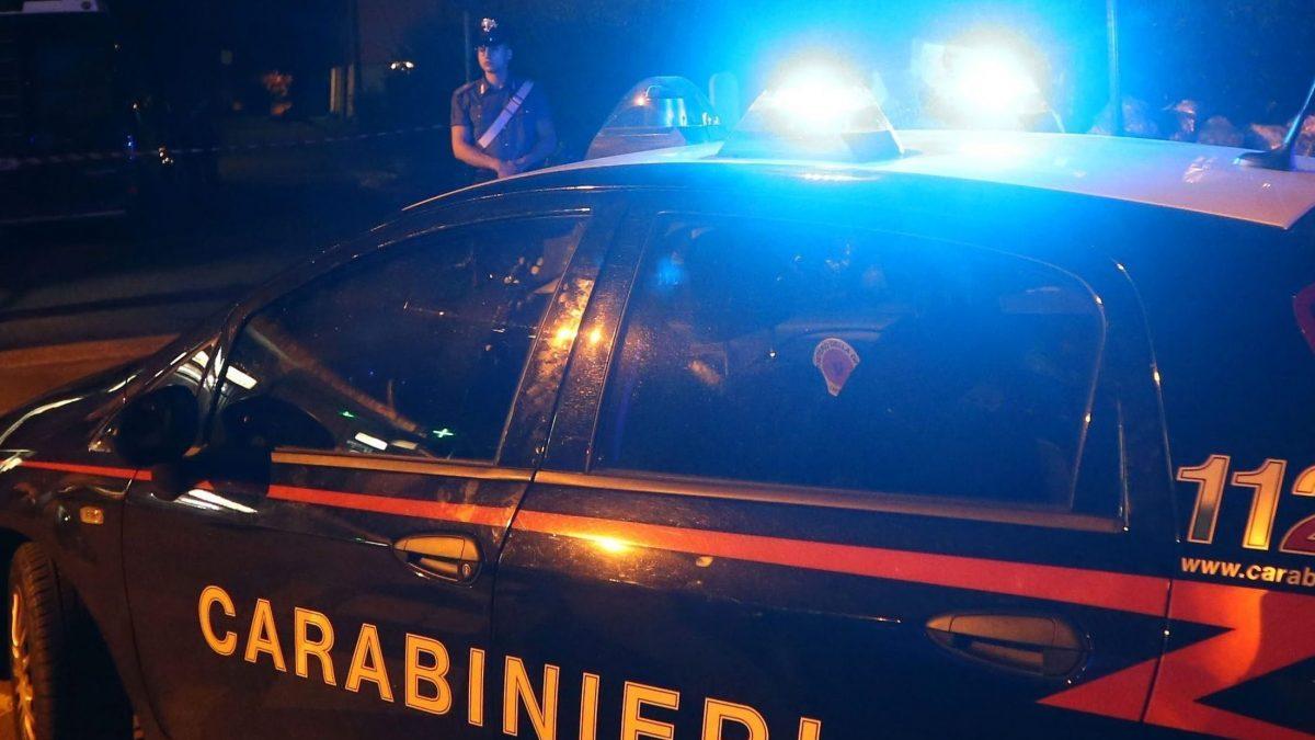 Prato, un gruppo di pachistani rapina un ciclista cinese: giovane arrestato