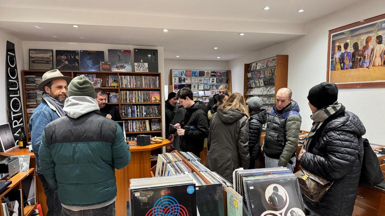 Ferrara, Pistelli&Bartolucci inaugura: il centro ha ancora il suo negozio di musica