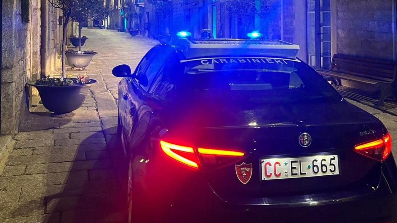 Tempio, legava e violentava l’ex compagna: arrestato