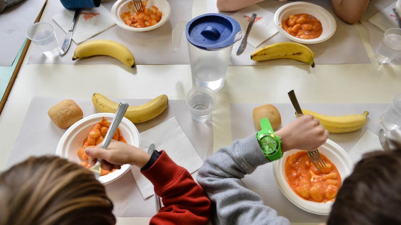 Incendio Inalca: Cirfood costretta costretta ai menù basic nelle scuole