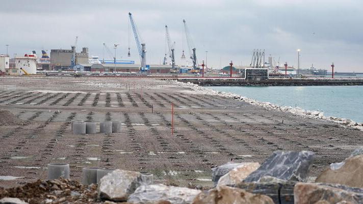 Aponte scommette sul porto di Livorno e punta al controllo di Darsena Europa