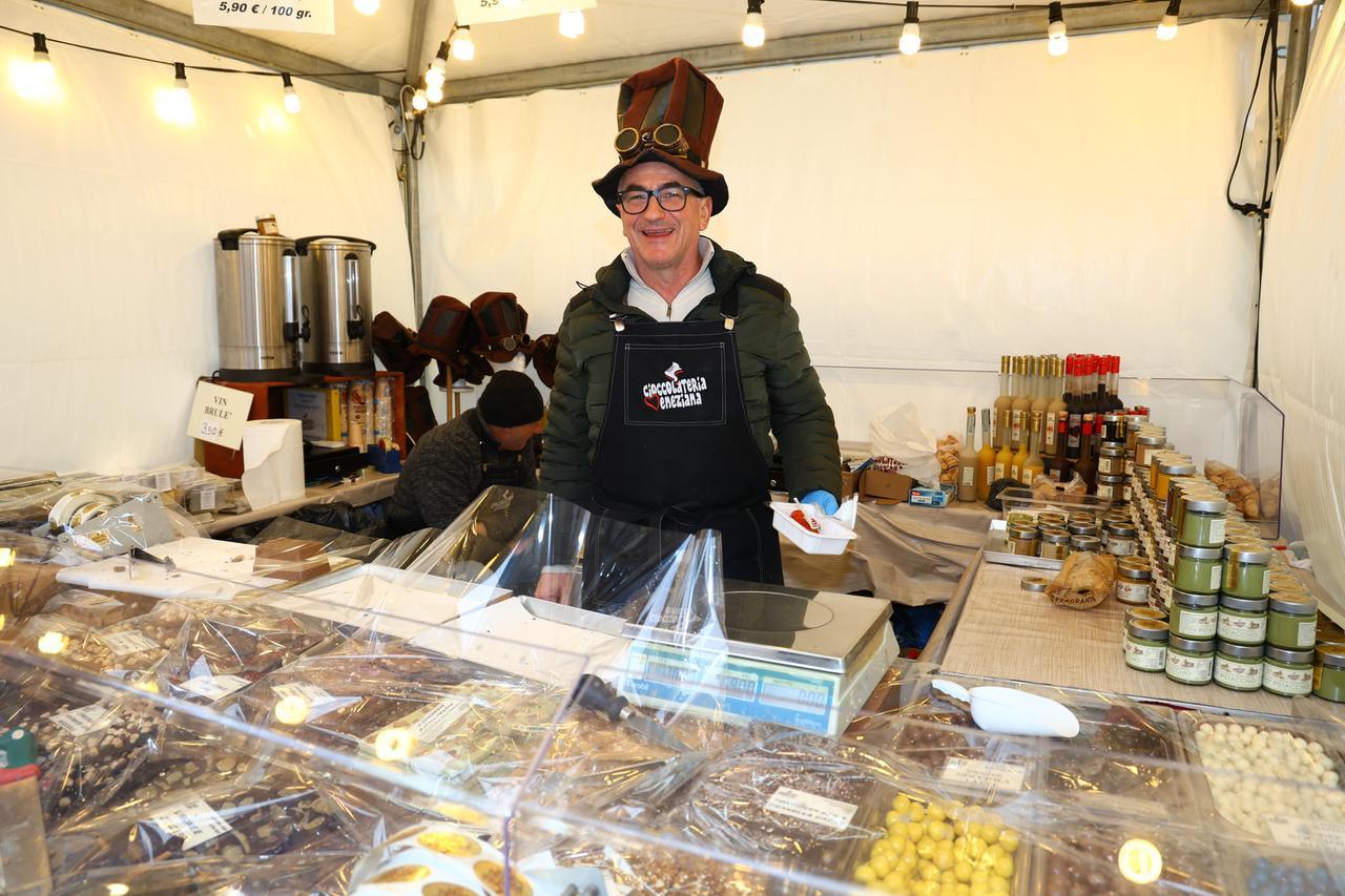 Ferrara, Art&Ciocc al via: maestri cioccolatieri da tutta Italia e showcooking