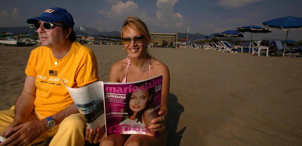 
	Turisti russi sulla spiaggia di Forte dei Marmi

