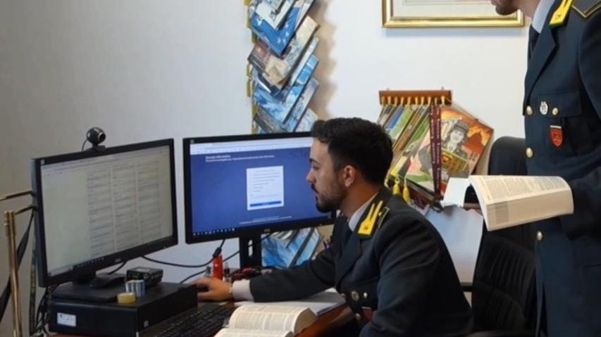 Fideiussioni false per appalti, arrestato avvocato di Ferrara