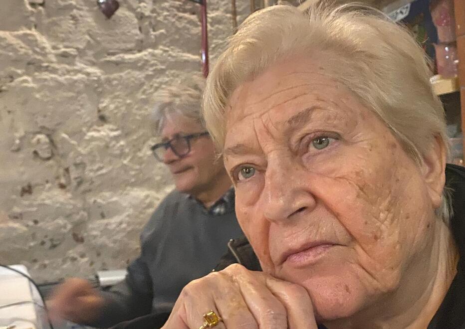 
	Maria Velia Lorenzi

