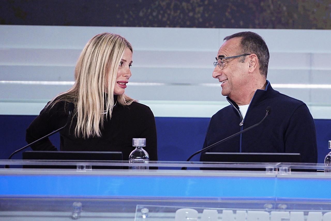 
	Alessia Marcuzzi e Carlo Conti

