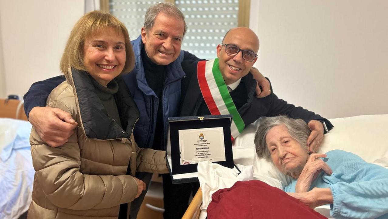 Festa per i cento anni della signora Rosalia