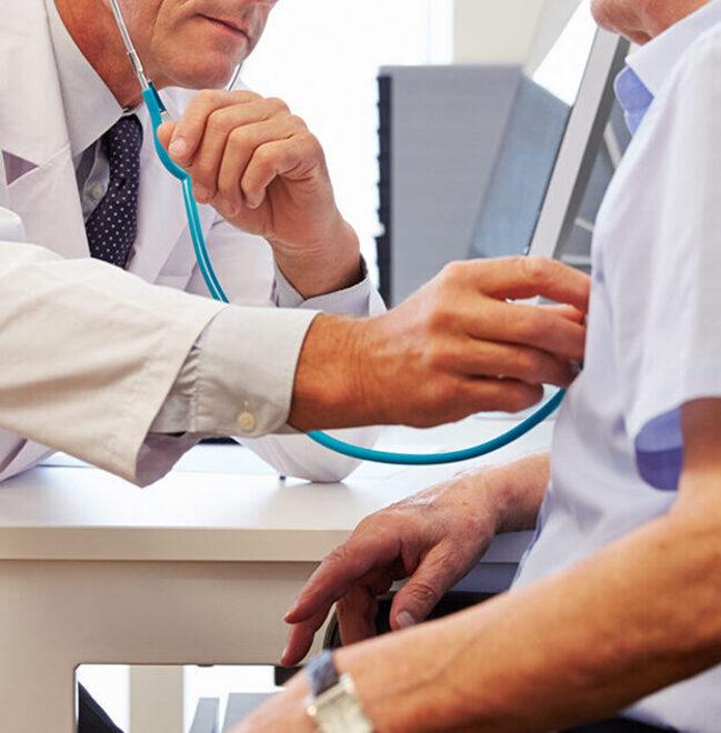 Camici bianchi in bilico: da liberi professionisti a impiegati pubblici