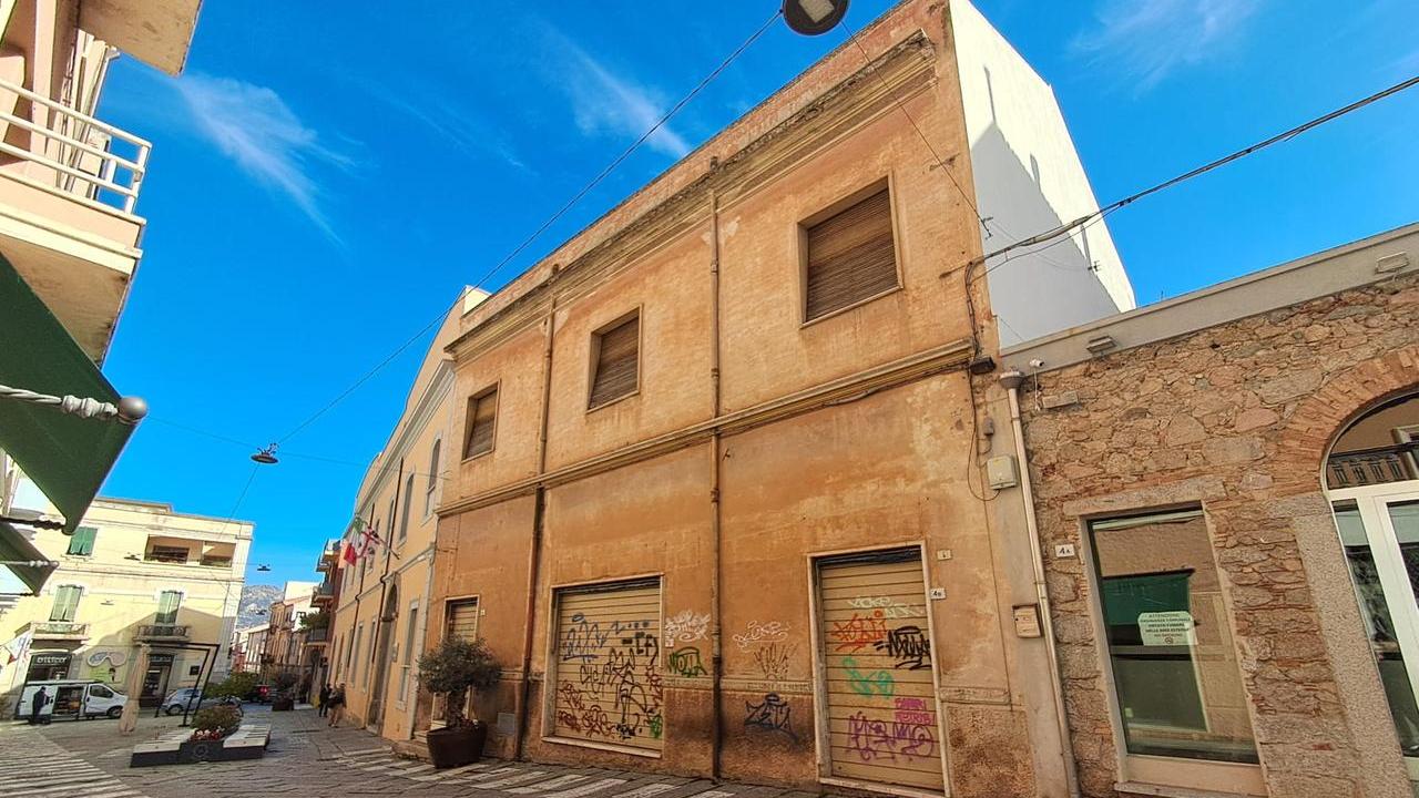 Olbia, un nuovo palazzo per l’università: diventerà la “casa” dei professori