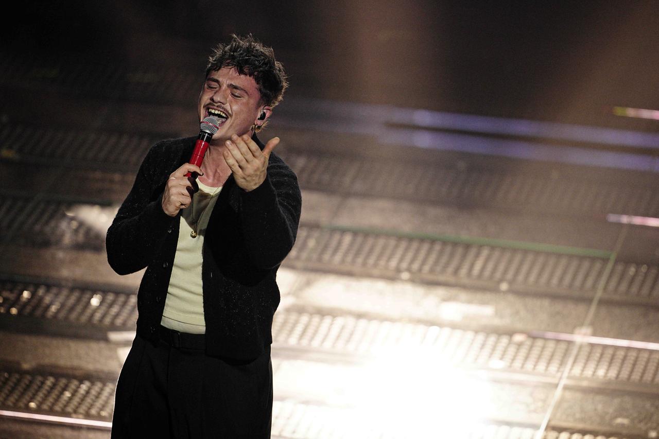 Sanremo 2025, i dati definitivi del voto: ecco come ha vinto Olly