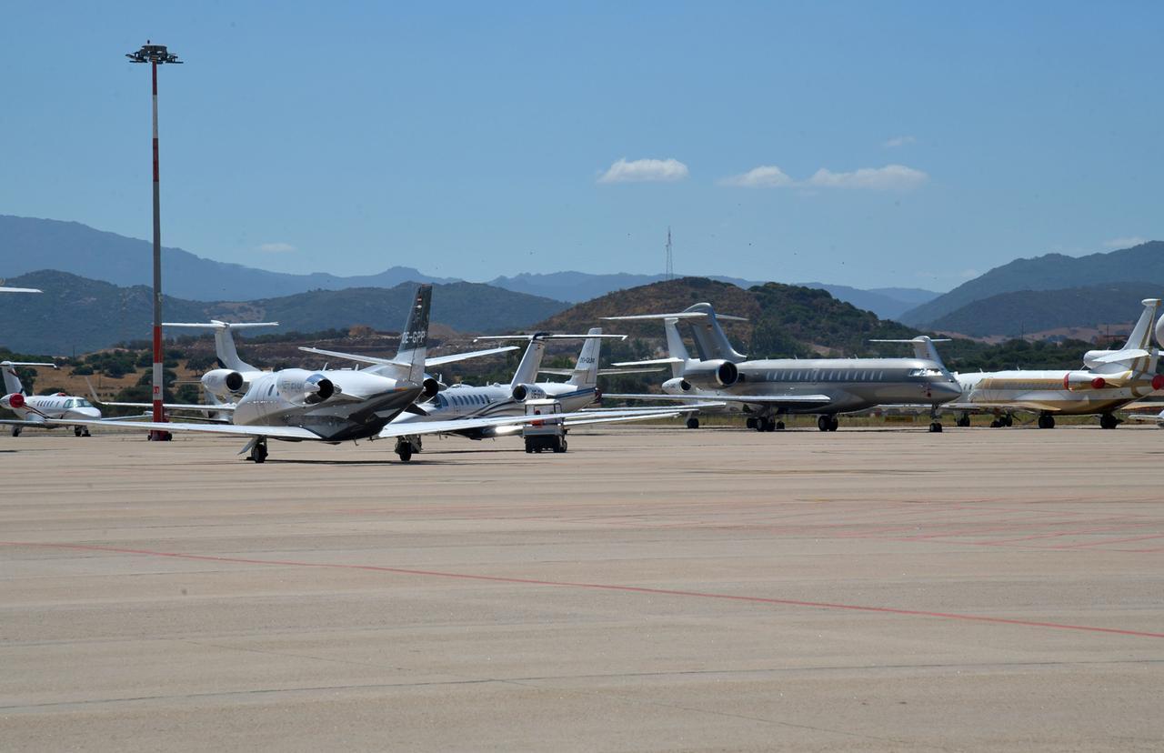 Jet privati, record a Olbia: 15mila movimenti nel 2024