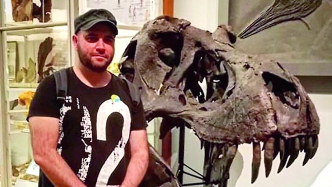 
	Il paleontologo Daniel Zoboli

