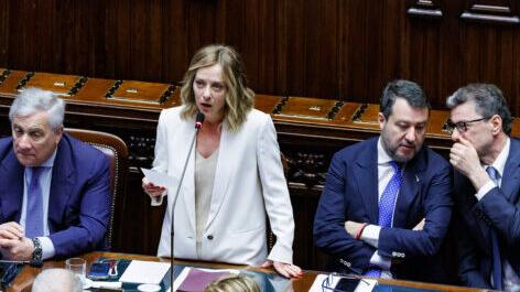 Sui tagli ai fondi per i Comuni ora è scontro Regione-Anci