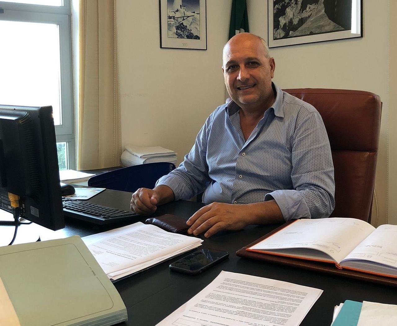 Il sindaco di Palau condannato a sei mesi per violenza e minaccia a pubblico ufficiale