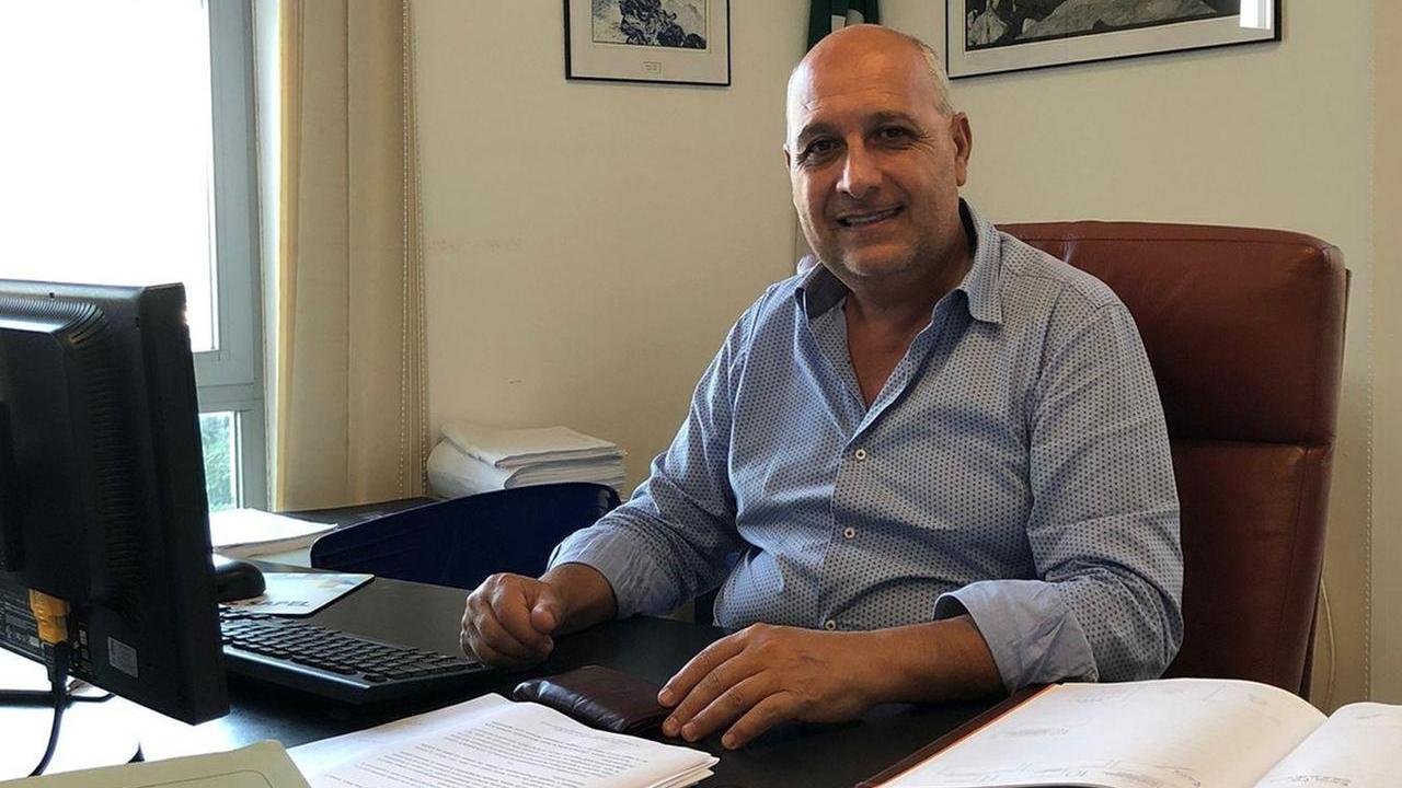 Il sindaco di Palau condannato a sei mesi per violenza e minaccia a pubblico ufficiale