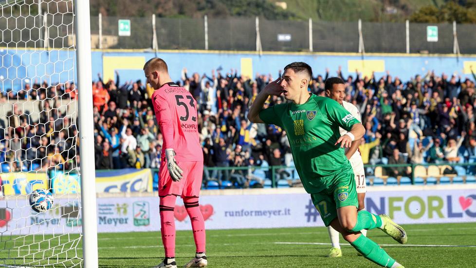 L'esultanza al terzo gol