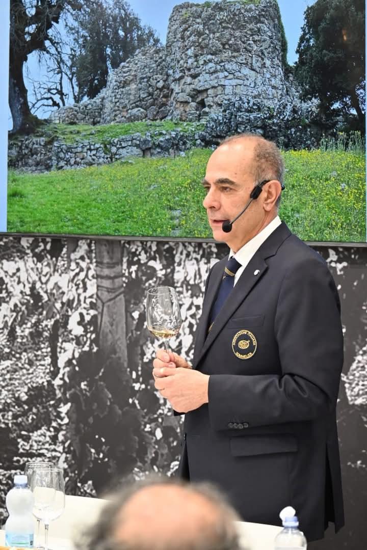 Il mondo enologico sardo piange la scomparsa del sommelier dell’Ais Pier Paolo Fiori, curatore regionale della guida Vitae