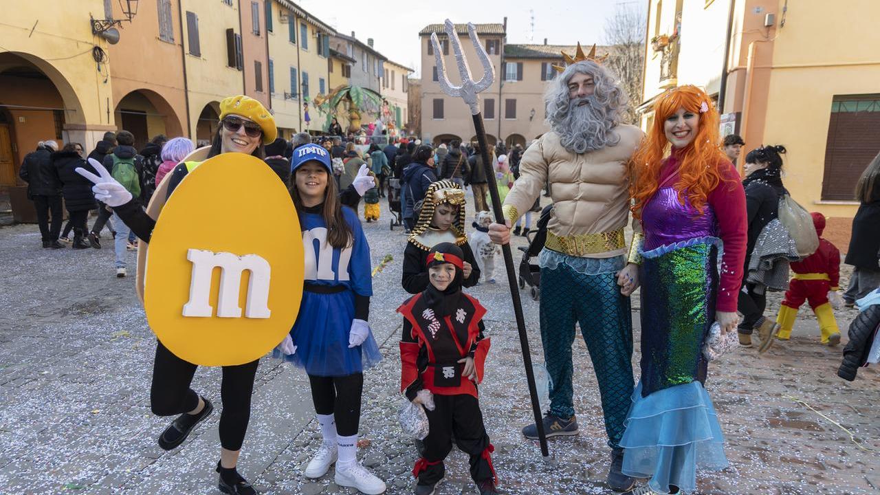 Costumi di Carnevale tra tradizione e originalità a Nonantola