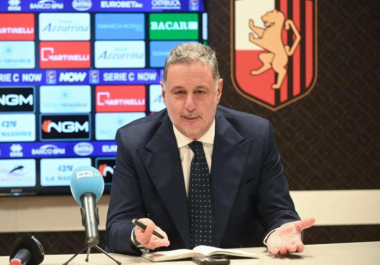 
	L'avvocato Giuseppe Longo

