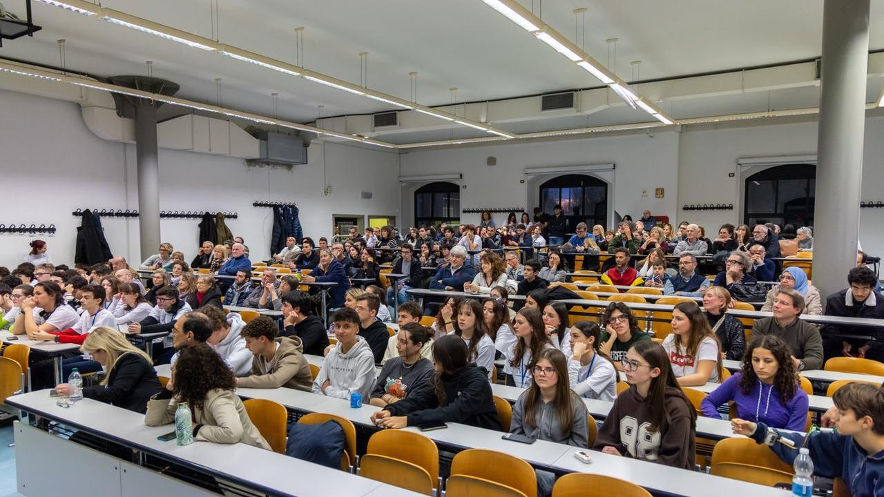 Ferrara, il progetto HoPE si è svelato: studenti entusiasti lo raccontano