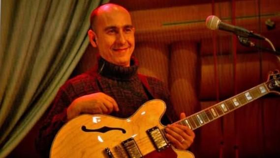 Addio al “Compress", genio della chitarra