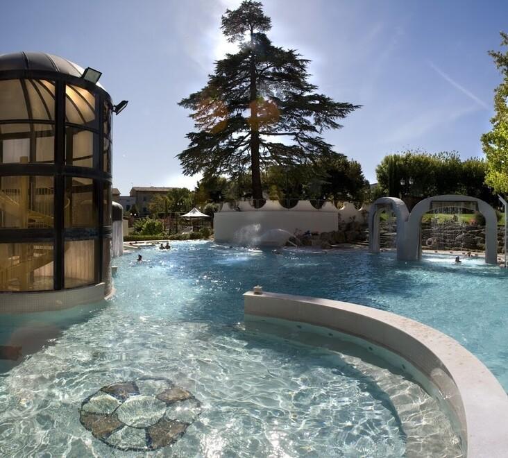 Terme, non basta l'acqua riscaldata per chiamarle così: la storica sentenza. Stangata per i centri benessere